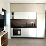Sandi Hvar Апартаменти *