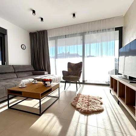 Sandi Hvar Διαμέρισμα *