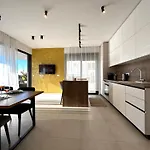 Sandi Hvar Apartamento