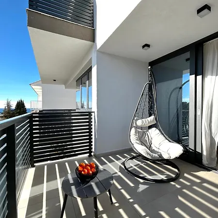 Apartment Sandi Hvar
