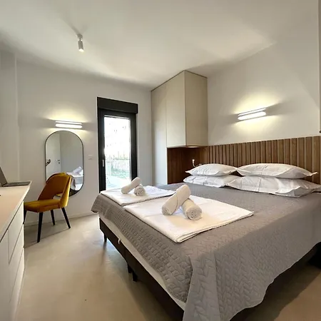 Apartment Sandi Hvar *