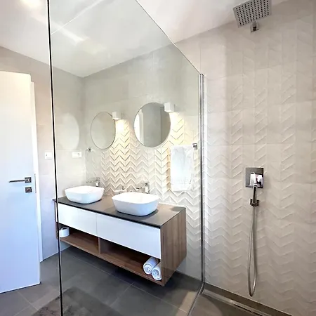Sandi Hvar Apartamento *