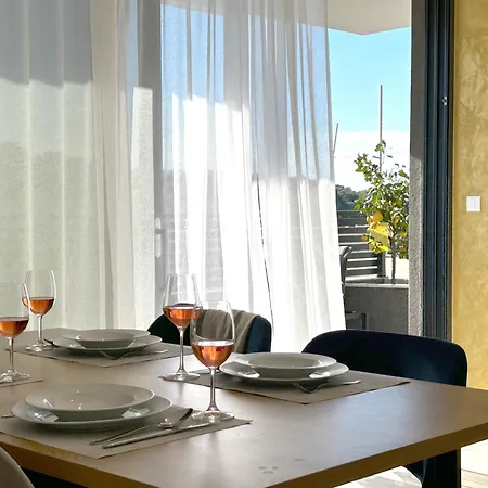 Sandi Hvar Apartamento *