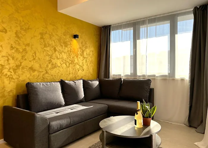 Sandi Hvar Lägenhet