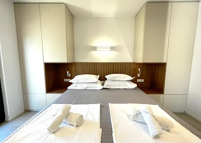 Sandi Hvar Lägenhet