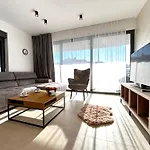 Sandi Hvar Apartman *