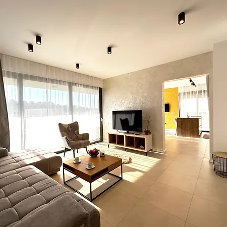 Apartment Sandi Hvar