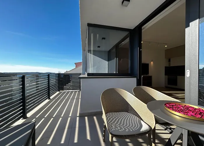 Sandi Hvar * Hvar Town