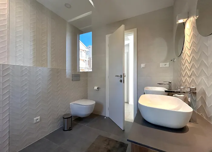 Apartment Sandi Hvar