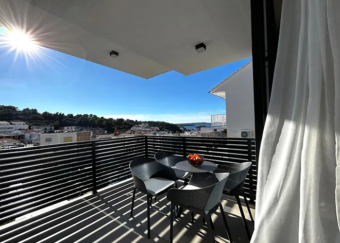 Apartment Sandi Hvar *