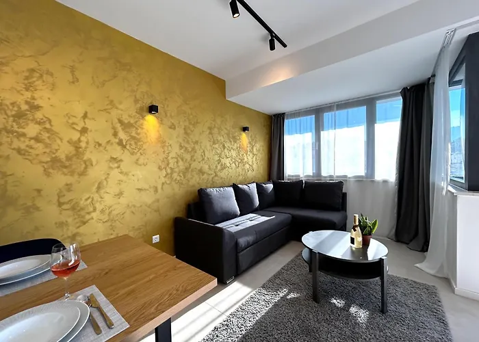 Apartment Sandi Hvar