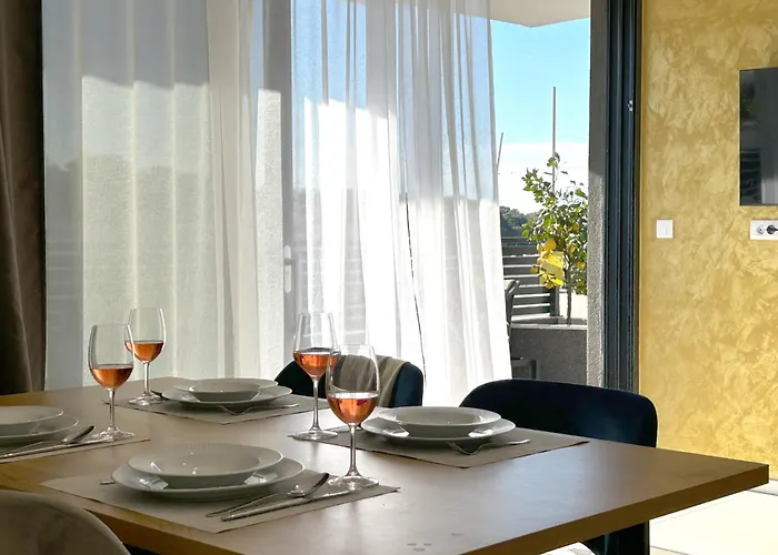 Sandi Hvar Apartment *