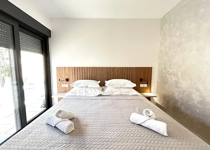 Apartment Sandi Hvar *