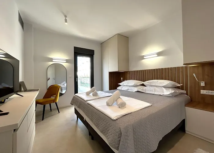 Apartment Sandi Hvar